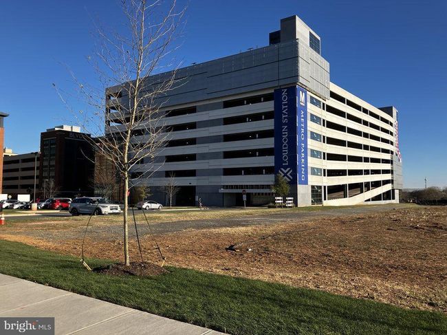 43476 Danville Ter, Condo with 3 bedrooms, 3 bathrooms and null parking in ASHBURN VA | Image 44