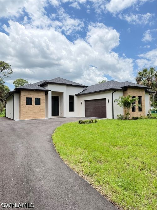 2613 43rd Ave Ne, Naples, FL, 34120-7419 | Card Image