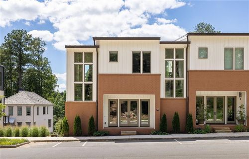 10900 Serenbe Ln, Chattahoochee Hills, GA, 30268-2496 | Card Image