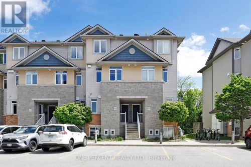 1048 Redtail Pvt, Ottawa, ON, K1J0A9 | Card Image