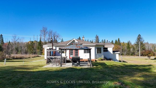 1342 Detlor Rd, House other with 3 bedrooms, 1 bathrooms and 10 parking in L'amable ON | Image 36
