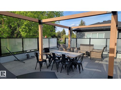 10038 142 St Nw, Edmonton, AB, T5N2N5 | Card Image