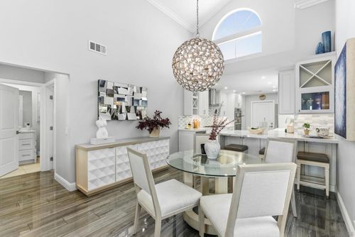 7327 Linden Ter, Carlsbad, CA, 92011-4723 | Card Image