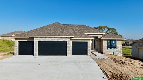 10118 Laramie Street, Papillion, NE, 68046 | Card Image