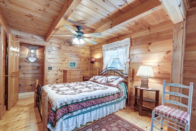 33 Spruce Dr, Home with 3 bedrooms, 3 bathrooms and null parking in Suches GA | Image 12