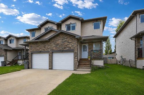 7025 112 St, Grande Prairie, AB, T8W0C8 | Card Image