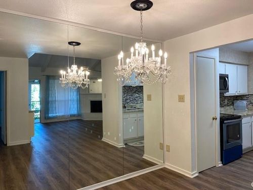 46-1100 Augusta Dr, Houston, TX, 77057-2214 | Card Image