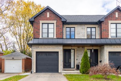 34A Pine Ave N, House attached with 4 bedrooms, 4 bathrooms and 3 parking in Mississauga ON | Image 1