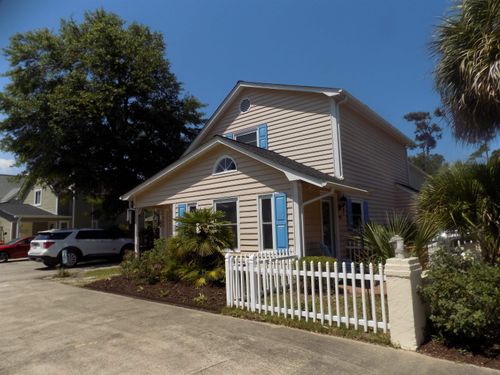 942 Tiffany Ln, North Myrtle Beach, SC, 29582-3556 | Card Image