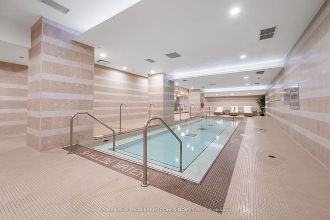 1414 - 70 Roehampton Ave, Condo with 2 bedrooms, 2 bathrooms and 1 parking in Toronto ON | Image 32