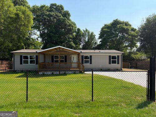 103 Skyland Dr E, Locust Grove, GA, 30248-3833 | Card Image