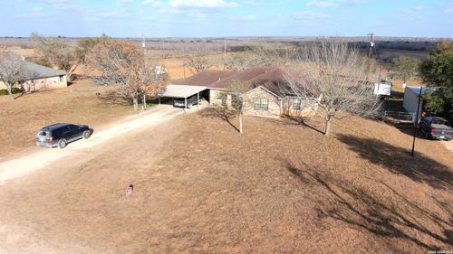 9404 Crow Ln, Adkins, TX, 78101-2598 | Card Image