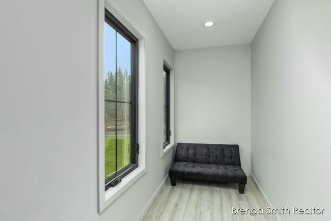 Bedroom 3 Closet | Image 32