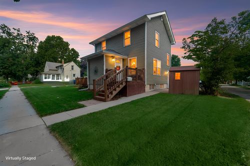 417 10th St, Ames, IA, 50010-6118 | Card Image
