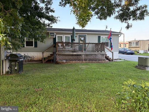 887 Aspen Ave, SPRING CITY, PA, 19475-1531 | Card Image