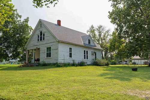 619 George St, Effingham, KS, 66023-4089 | Card Image