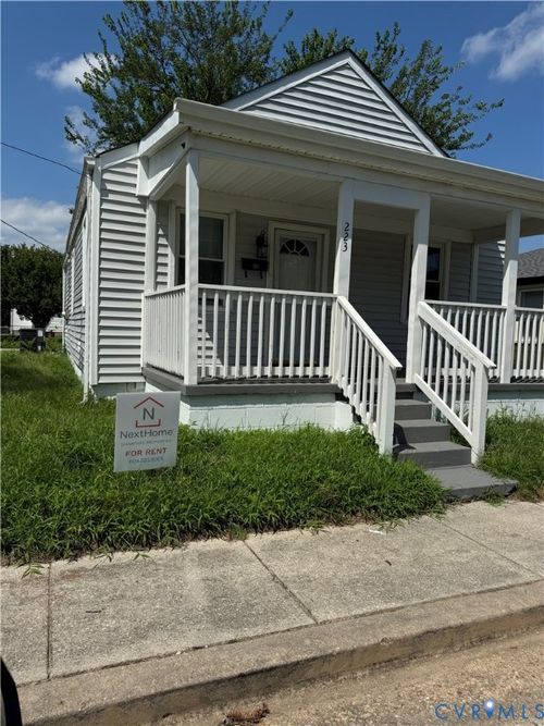 223 Witten St, Petersburg, VA, 23803-3355 | Card Image