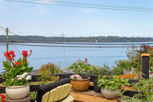 328 Tyrrell Rd, Ladysmith, BC, V9G1X9 | Card Image