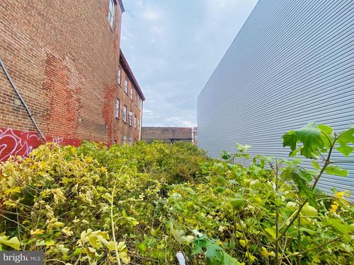 a-413 N 41st St, PHILADELPHIA, PA, 19104-2235 | Card Image