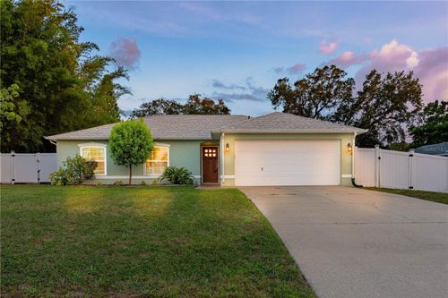 3013 Hunkin Cir, DELTONA, FL, 32738-8925 | Card Image