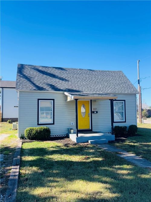 222 N 6th St, Rogers, AR, 72756-3728 | Card Image
