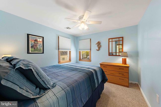 215 W 23 Rd St, House other with 3 bedrooms, 1 bathrooms and null parking in SHIP BOTTOM NJ | Image 27