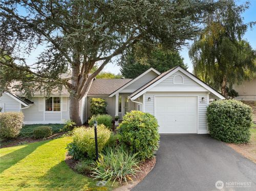 9211 105th Avenue Ct Sw, Tacoma, WA, 98498-6829 | Card Image