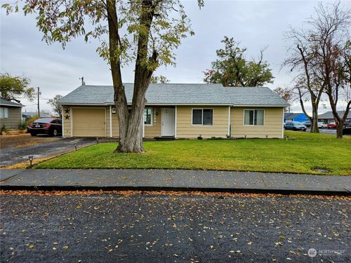 1232 Arlington Drive, Moses Lake, WA, 98837 | Card Image