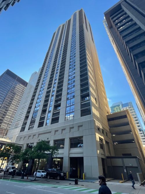 unit-1006-200 Dearborn St, Chicago, IL, 60601-1617 | Card Image