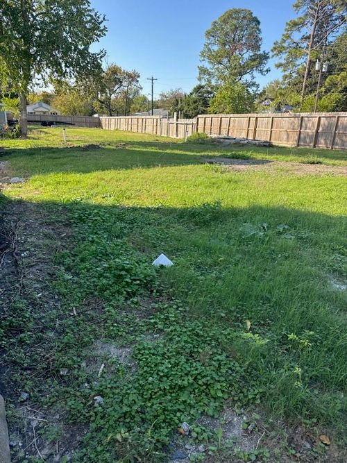 201 S 5th St, Highlands, TX, 77562-3603 | Card Image