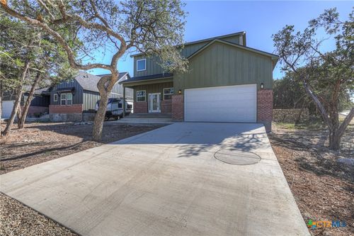 118 Crazy Cross Rd, Wimberley, TX, 78676-2141 | Card Image