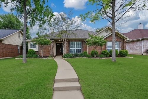 8290 Cripple Creek Drive, Frisco, TX, 75034 | Card Image