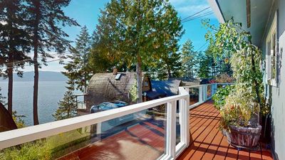 6 12139 Sunshine Coast Highway, House other with 2 bedrooms, 1 bathrooms and 2 parking in Madeira Park BC | Image 1