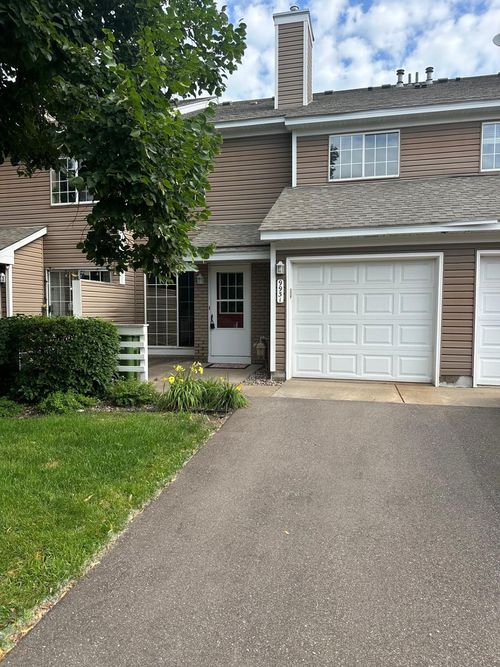 9931 Fillmore St Ne, Blaine, MN, 55434-3552 | Card Image