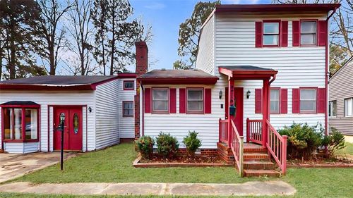 212 Woodbury Forrest Dr, Hampton, VA, 23666-4526 | Card Image