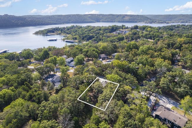 Table Rock Lakefront Home Boat Slip | Image 51