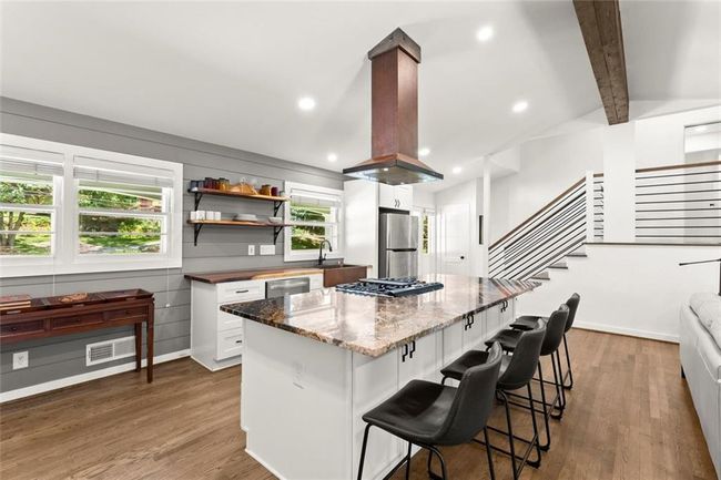 6875 Sunny Brook Ln, House other with 3 bedrooms, 2 bathrooms and 2 parking in Sandy Springs GA | Image 30