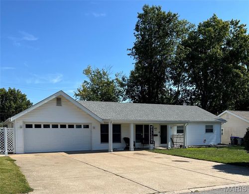 411 Saint Christopher Dr, O Fallon, MO, 63366-2219 | Card Image