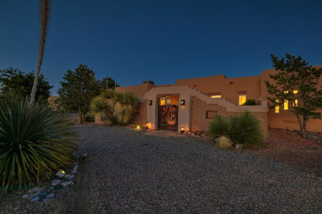 945 Sagebrush Drive, House other with 3 bedrooms, 2 bathrooms and null parking in Corrales NM | Image 2