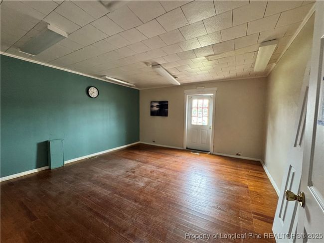 GREEN ROOM | Image 4