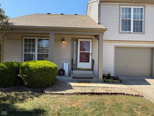 7893 Hunters Path, Indianapolis, IN, 46214-1534 | Card Image