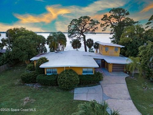 2885 S Tropical Trl, Merritt Island, FL, 32952-4114 | Card Image