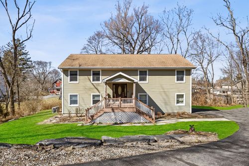 16 Barr Ave, Cornwall On Hudson, NY, 12520-1408 | Card Image