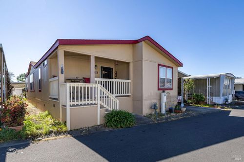 75 Bluejay Dr, Santa Rosa, CA, 95409-4168 | Card Image