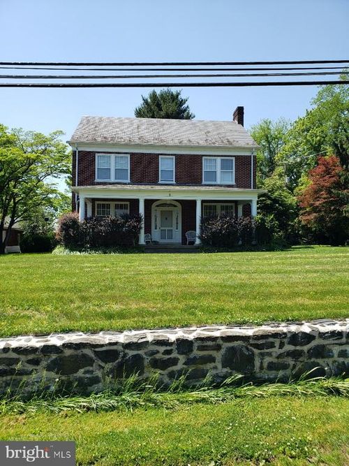 2 Hoover Rd, LANCASTER, PA, 17603-9517 | Card Image