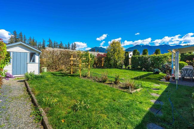 5884 Tyson Road, House other with 3 bedrooms, 2 bathrooms and 2 parking in Chilliwack BC | Image 35