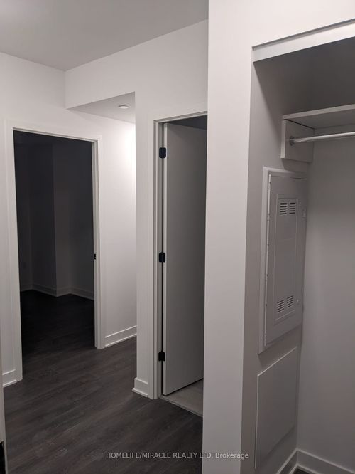 2004-36 Zorra St, Etobicoke, ON, M8Z0G5 | Card Image