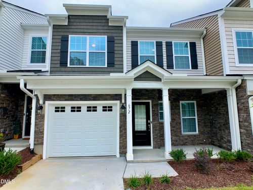 672 Barneswyck Dr, Fuquay-Varina, NC, 27526-2277 | Card Image