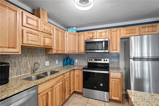 UNIT-101 - 6275 State Highway 361, Condo with 2 bedrooms, 2 bathrooms and null parking in Port Aransas TX | Image 8