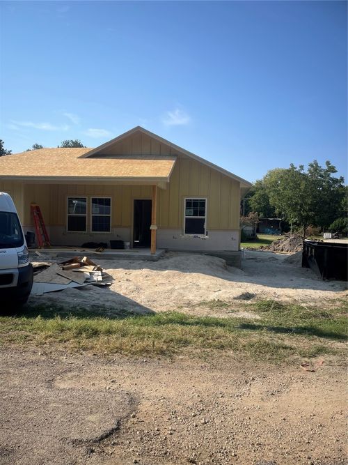 305 Meador St, Moody, TX, 76557-3545 | Card Image